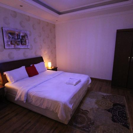 Towlan Hotel Suites 1 Riaad Buitenkant foto