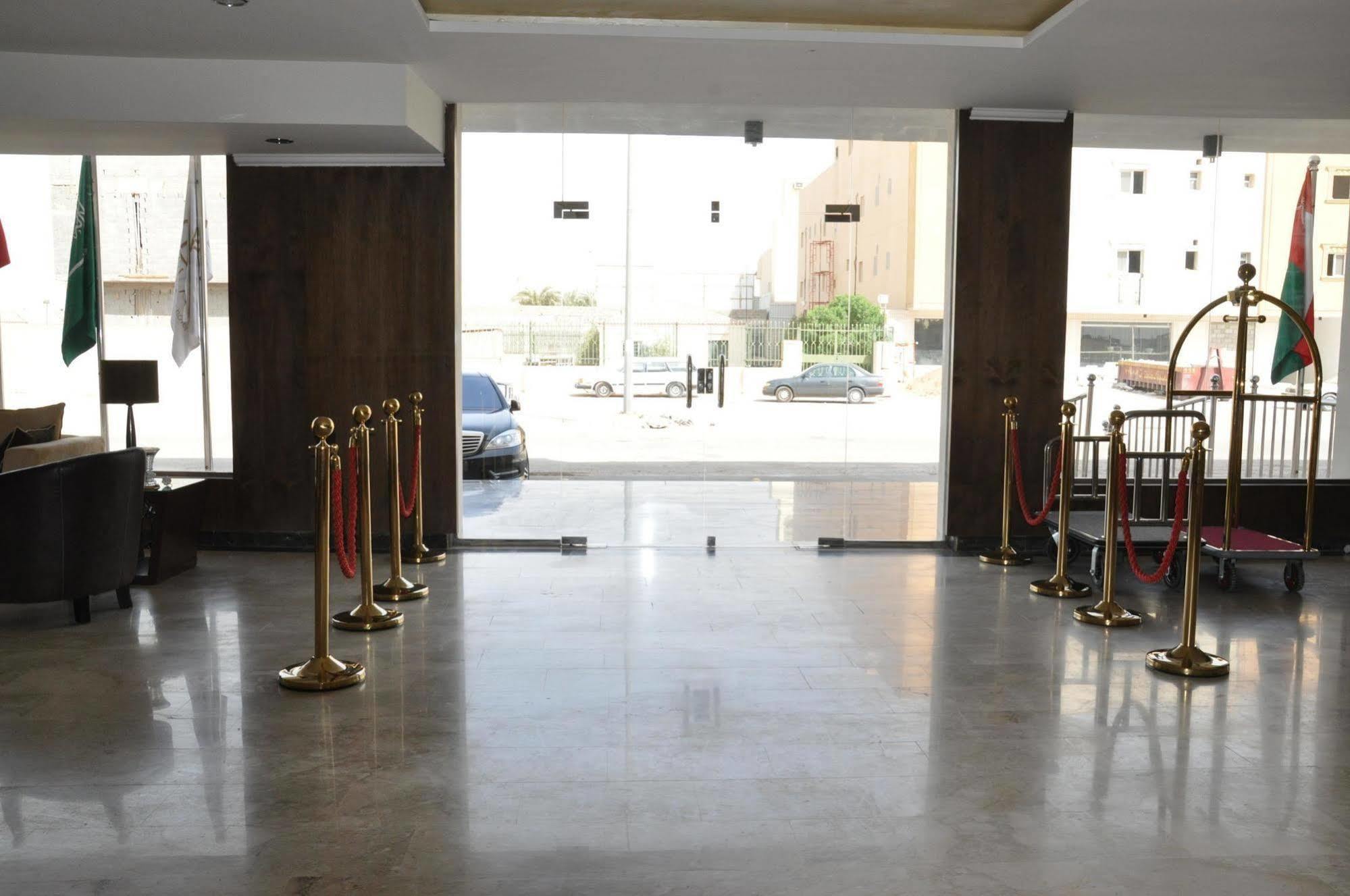 Towlan Hotel Suites 1 Riaad Buitenkant foto